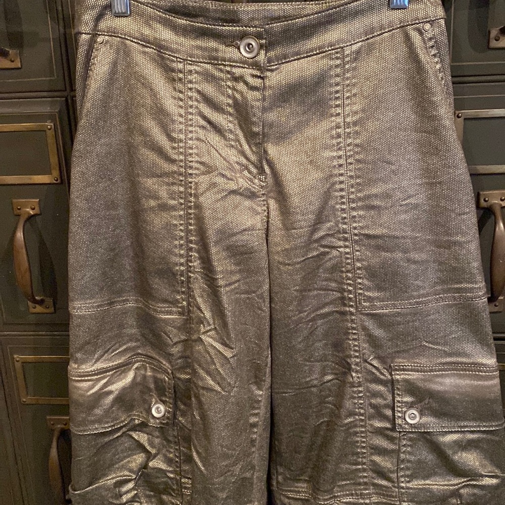 Alembika Pant.